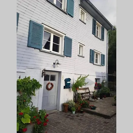 Ferienwohnung Am Hatlerbrunnen Διαμέρισμα *